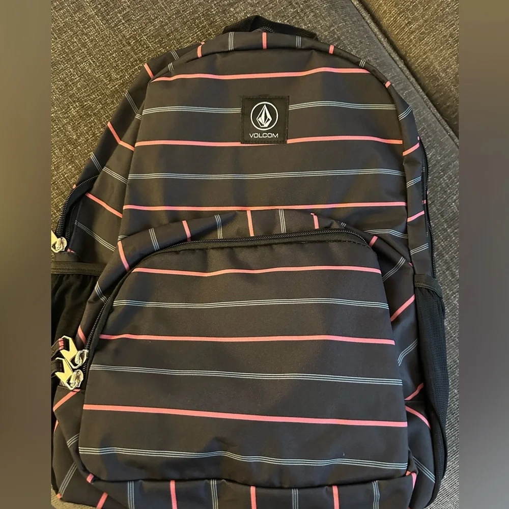 Volcom backpack - Picture 2 of 5